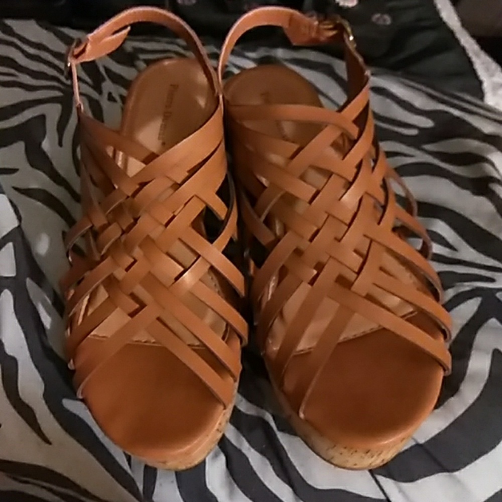 PRICE REDUCED!! Pierre Dumas Brown Size 8 Sandal